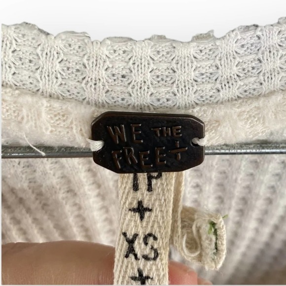 WE The Free People Oversized Waffle Knit Shirt Animal Print Ivory Size XS - Picture 9 of 12